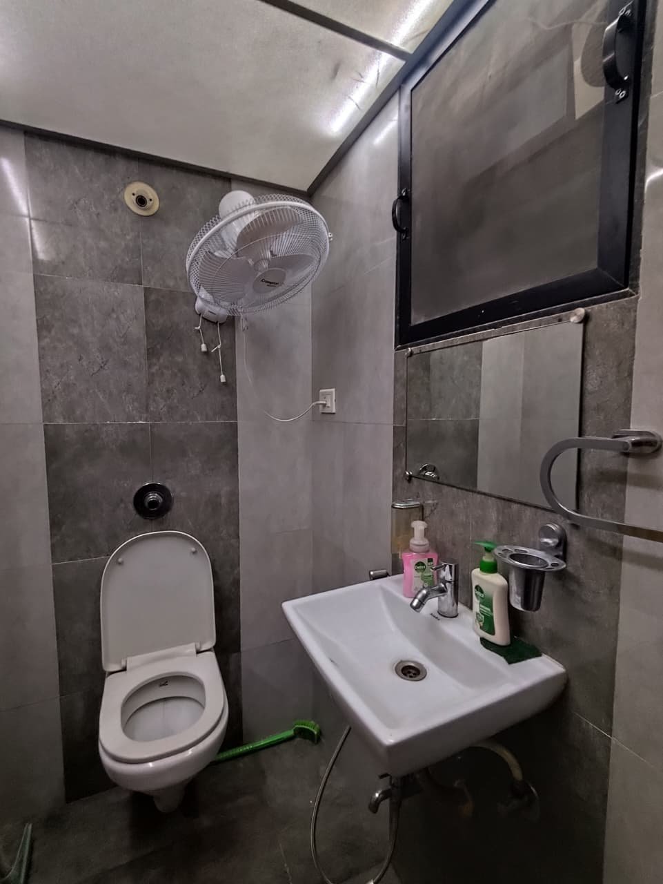 WhatsApp Image 2025-11-07 at 12.49.31_9442f32f