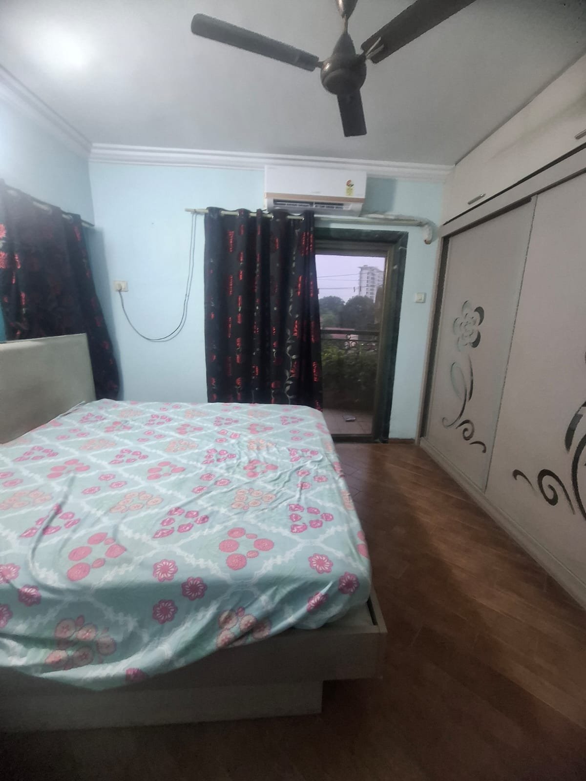 WhatsApp Image 2025-11-23 at 12.48.52_cccdd4bc